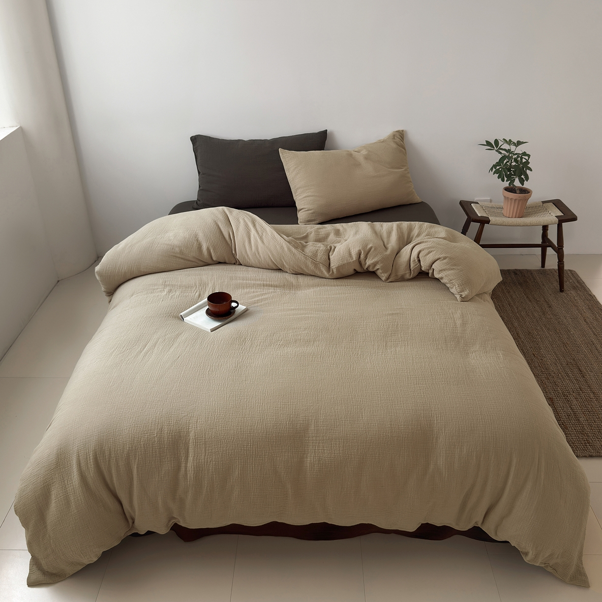 91家纺网 家纺一手货源 找家纺 玖弘家居 2025新款软糯皱皱纱四件套系列 燕麦+巧克力棕（燕麦+巧克力棕）