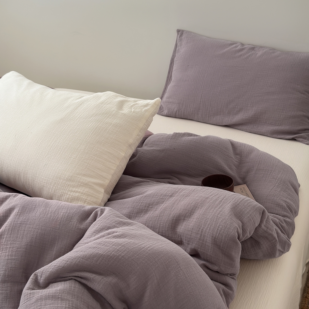 91家纺网 家纺一手货源 找家纺 玖弘家居 2025新款软糯皱皱纱四件套系列 芋紫+奶白（芋紫+奶白）