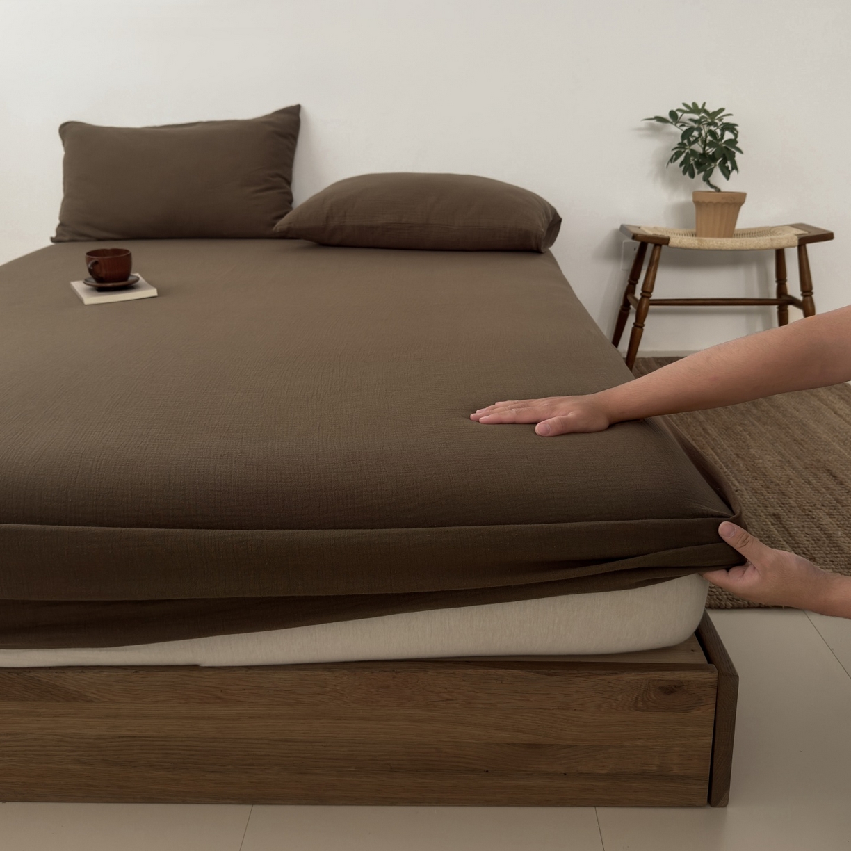 玖弘家居 2025新款软糯皱皱纱单品床笠系列 太妃棕