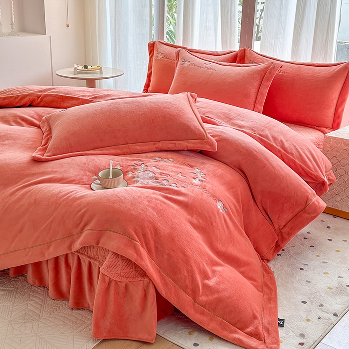 91家纺网 家纺一手货源 找家纺 美伦美焕 2025新款高克重牛奶绒绣花床盖四件套-花好月圆 花好月圆-桔