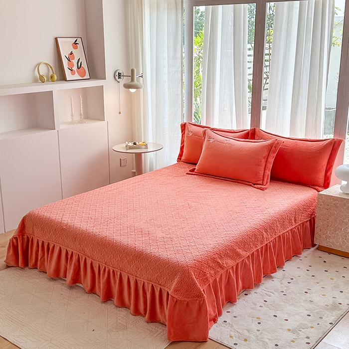 91家纺网 家纺一手货源 找家纺 美伦美焕 2025新款高克重牛奶绒绣花床盖四件套-花好月圆 花好月圆-桔