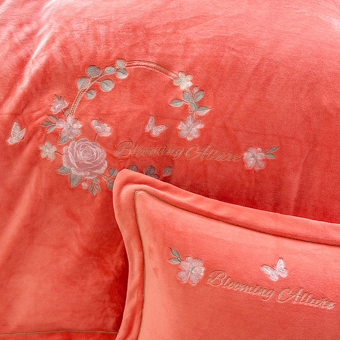 91家纺网 家纺一手货源 找家纺 美伦美焕 2025新款高克重牛奶绒绣花床盖四件套-花好月圆 花好月圆-桔