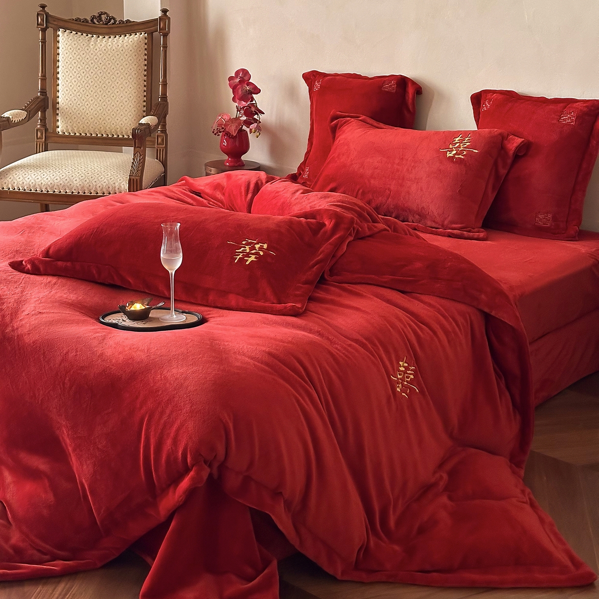 91家纺网 家纺一手货源 找家纺 （总）西西家居 2025新款正宗230g全消光牛奶绒婚庆四件套-吾家有囍