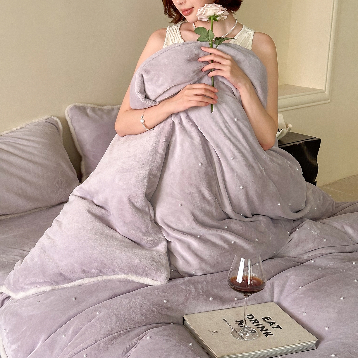 91家纺网 家纺一手货源 找家纺 西西家居 2025新款正宗230g全消光牛奶绒四件套-月落星河 月落星河-紫