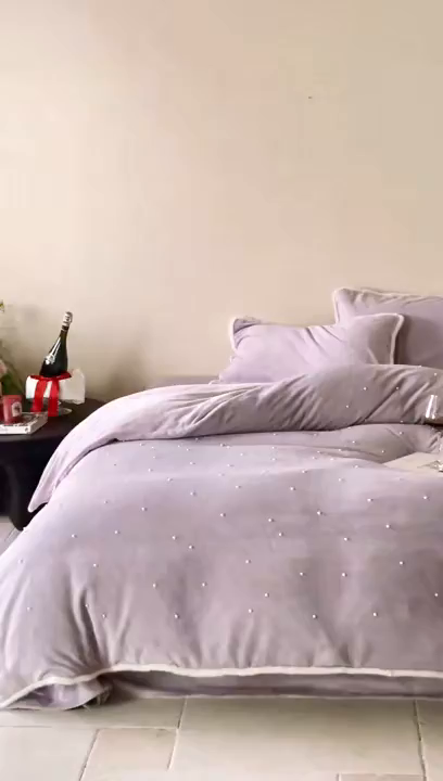 91家纺网 家纺一手货源 找家纺 西西家居 2025新款正宗230g全消光牛奶绒四件套-月落星河 月落星河-紫