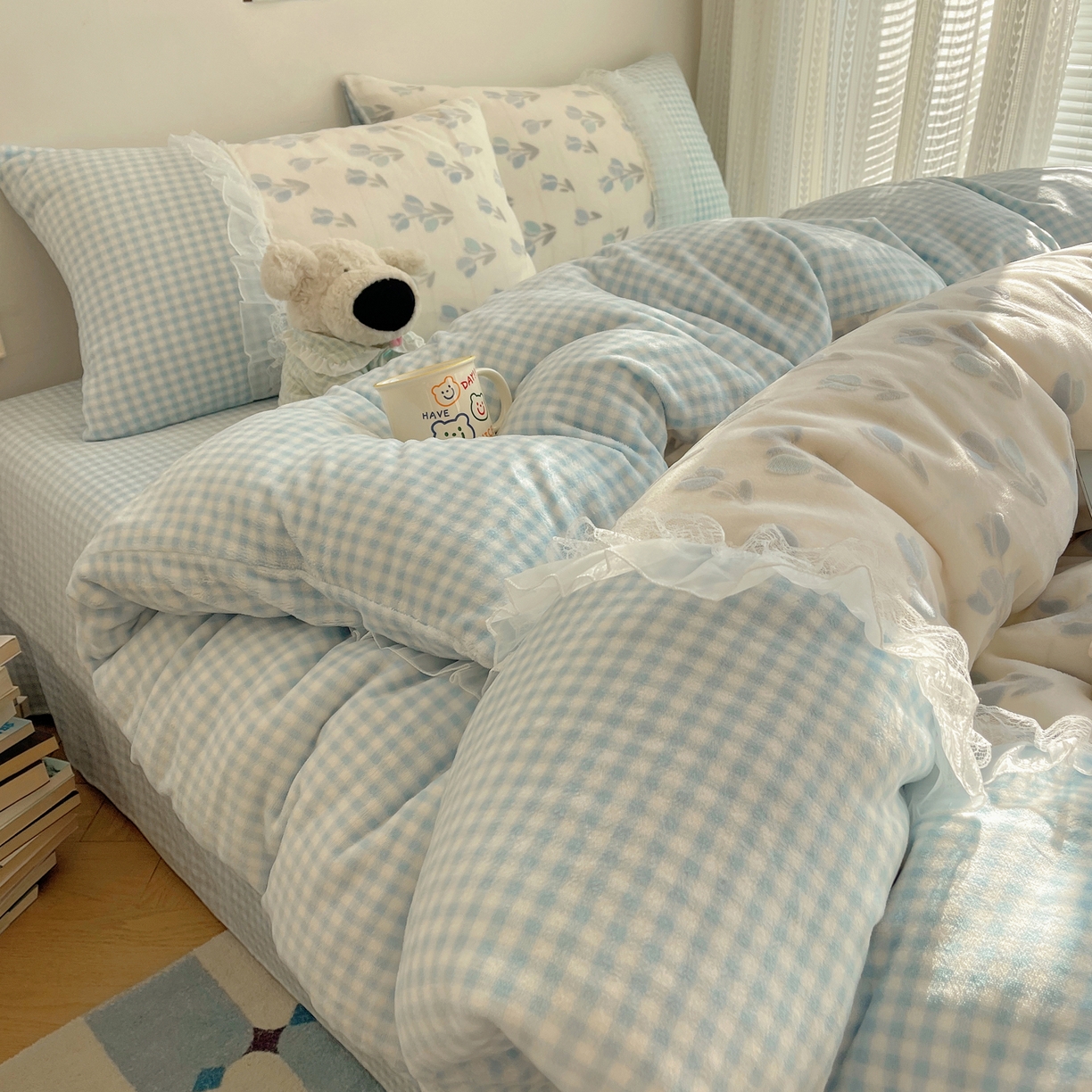 91家纺网 家纺一手货源 找家纺 瑞莱 2025秋冬高克重韩系蕾丝花边雕花绒四件套 郁金香