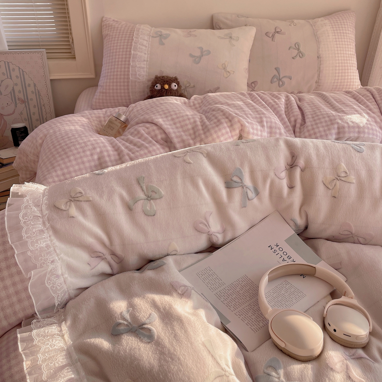 91家纺网 家纺一手货源 找家纺 瑞莱 2025秋冬高克重韩系蕾丝花边雕花绒四件套 同心结