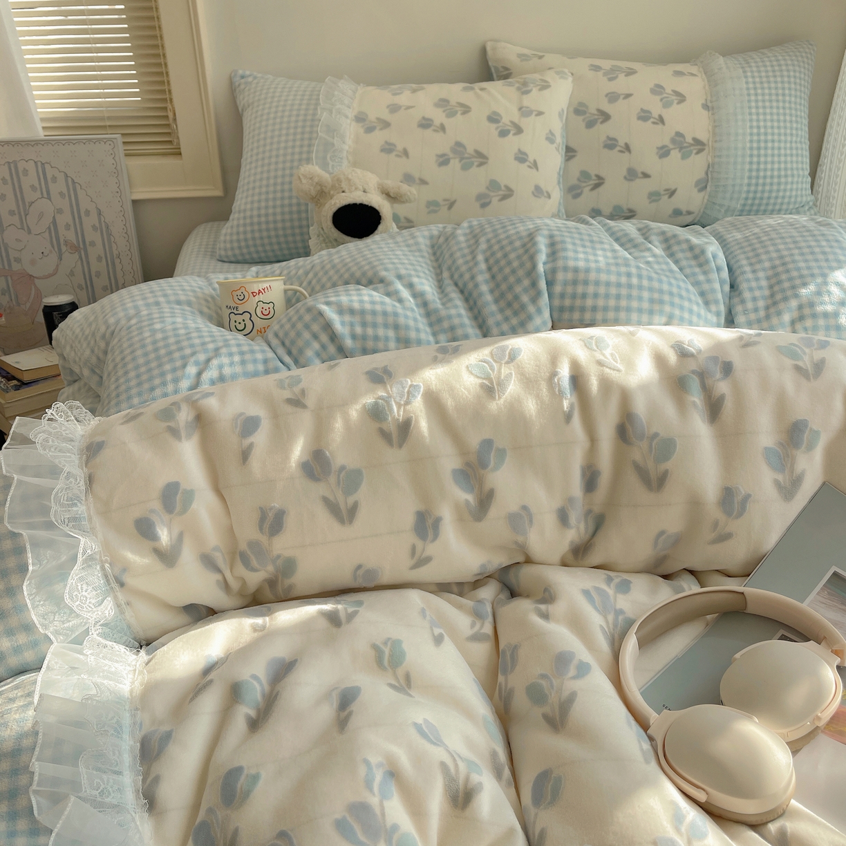 91家纺网 家纺一手货源 找家纺 瑞莱 2025秋冬高克重韩系蕾丝花边雕花绒四件套 郁金香