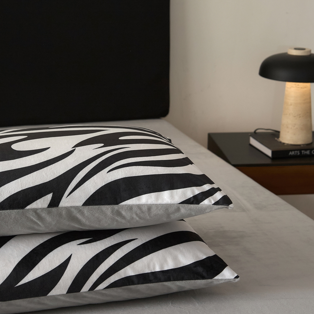 91家纺网 家纺一手货源 找家纺 （总）ONE TWO ONE 121 【德芙绒】【总共有21个颜色 陆续上新】2025秋冬新款牛奶绒德芙绒宝宝绒婴儿绒短毛绒四件套摩格【未来大爆款】【提供买家秀】 会员-10 控价 标准258 加大2