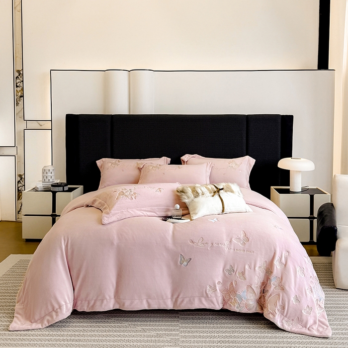 91家纺网 家纺一手货源 找家纺 （总）星蕴家纺 2025新款230克全消光牛奶绒四件套-佰丽