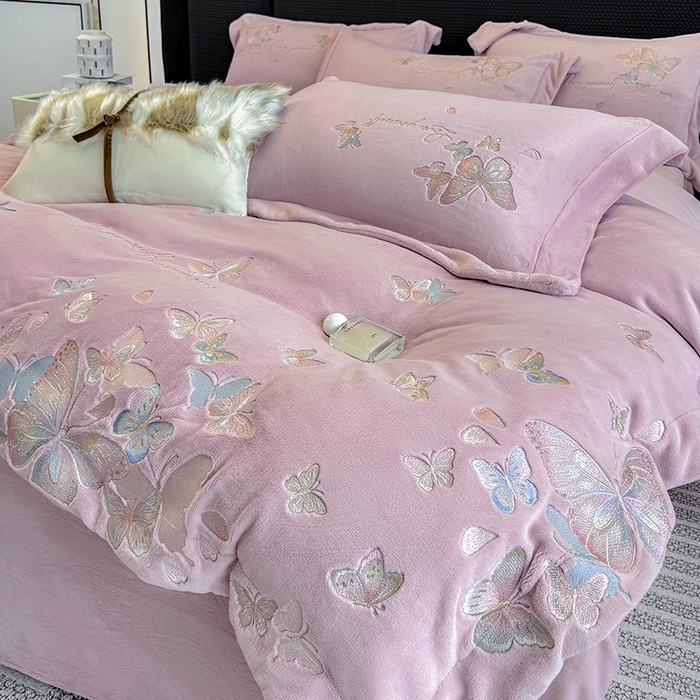 91家纺网 家纺一手货源 找家纺 （总）星蕴家纺 2025新款230克全消光牛奶绒四件套-佰丽