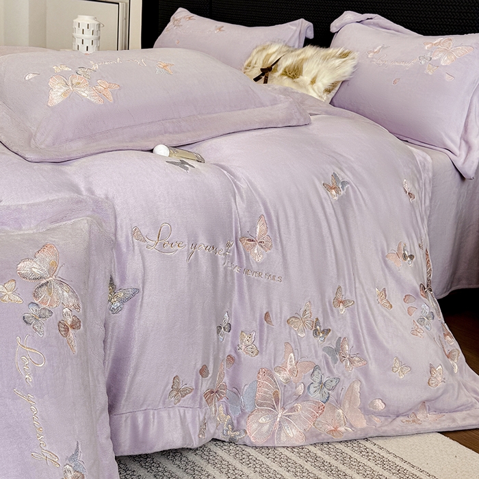 91家纺网 家纺一手货源 找家纺 星蕴家纺 2025新款230克全消光牛奶绒四件套-佰丽 佰丽-水晶紫