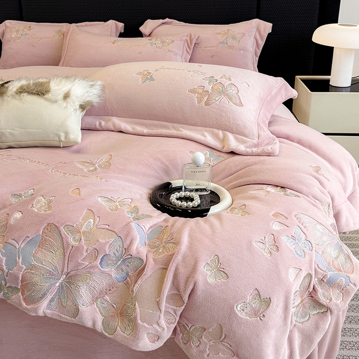 91家纺网 家纺一手货源 找家纺 星蕴家纺 2025新款230克全消光牛奶绒四件套-佰丽 佰丽-豆沙粉