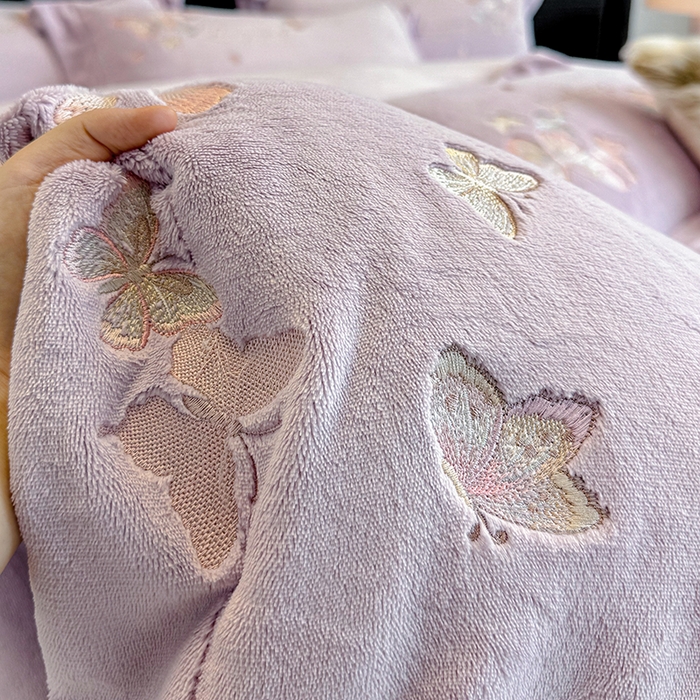 91家纺网 家纺一手货源 找家纺 星蕴家纺 2025新款230克全消光牛奶绒四件套-佰丽 佰丽-水晶紫