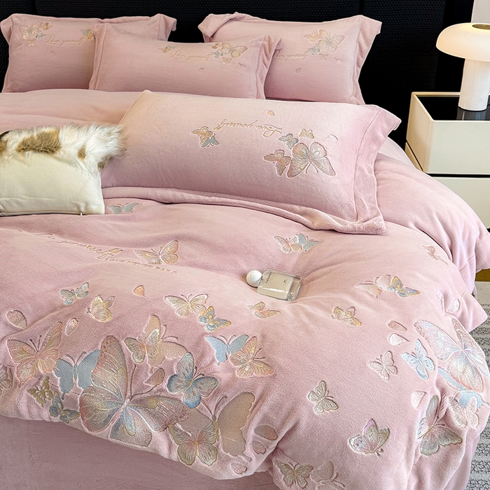 91家纺网 家纺一手货源 找家纺 星蕴家纺 2025新款230克全消光牛奶绒四件套-佰丽 佰丽-豆沙粉