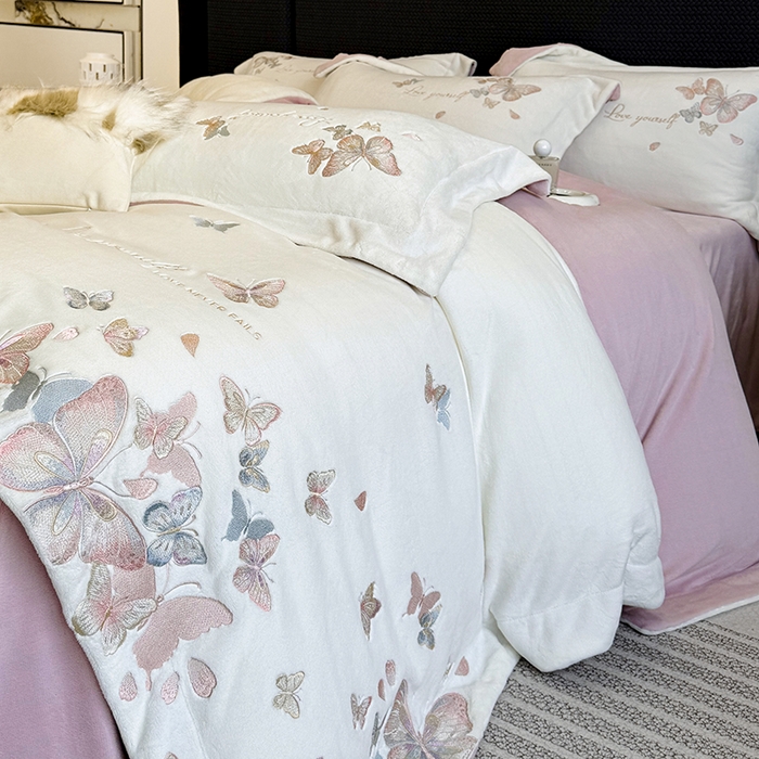 91家纺网 家纺一手货源 找家纺 星蕴家纺 2025新款230克全消光牛奶绒四件套-佰丽 佰丽-象牙白