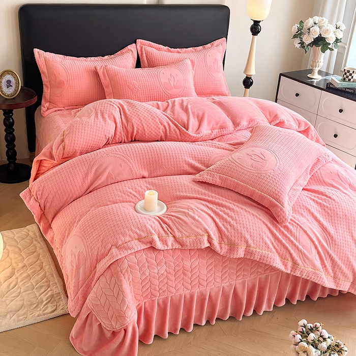 91家纺网 家纺一手货源 找家纺 （总）代芙家纺 2025新款全消光雕花四件套-爱恋