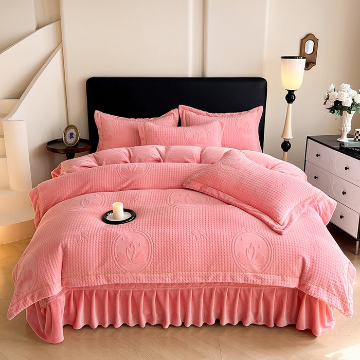 91家纺网 家纺一手货源 找家纺 （总）代芙家纺 2025新款全消光雕花四件套-爱恋