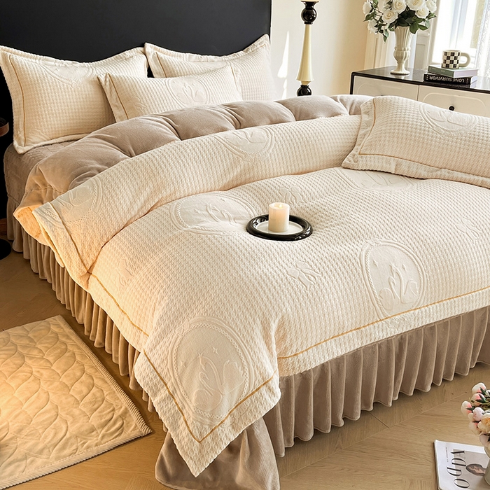 91家纺网 家纺一手货源 找家纺 代芙家纺 2025新款全消光雕花四件套-爱恋 爱恋-米白