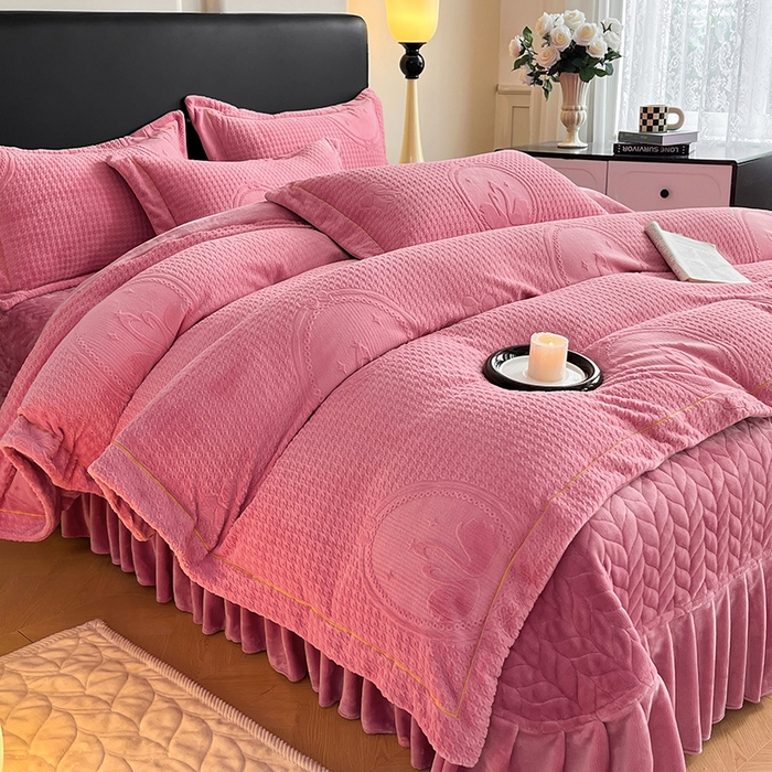 91家纺网 家纺一手货源 找家纺 代芙家纺 2025新款全消光雕花四件套-爱恋 爱恋-紫豆沙