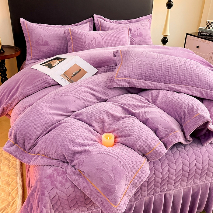 91家纺网 家纺一手货源 找家纺 代芙家纺 2025新款全消光雕花四件套-爱恋 爱恋-魔芋紫