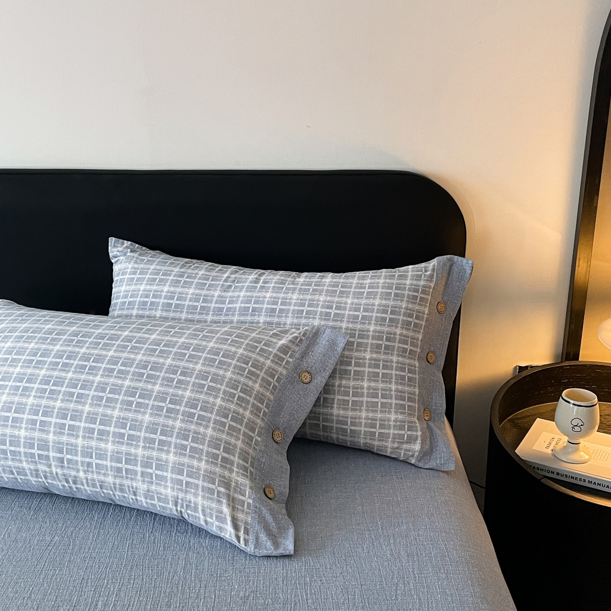 91家纺网 家纺一手货源 找家纺 （总）慕木家纺 2025新款日系原麻复古风纽扣款四件套