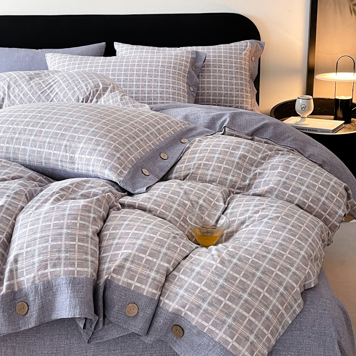 91家纺网 家纺一手货源 找家纺 慕木家纺 2025新款日系原麻复古风纽扣款四件套 纽扣款-伯克利-咖