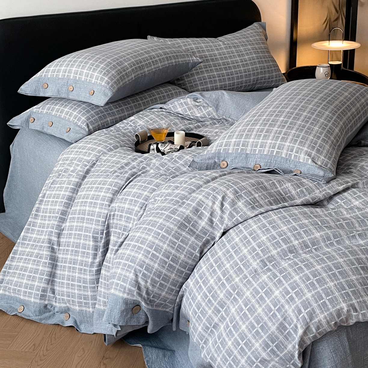 91家纺网 家纺一手货源 找家纺 慕木家纺 2025新款日系原麻复古风纽扣款四件套 纽扣款-伯克利-灰