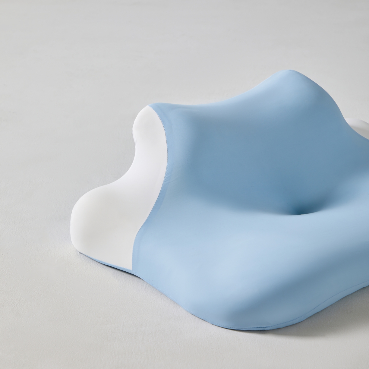 91家纺网 家纺一手货源 找家纺 纳斯顿家纺 2025新款记忆棉玩睡枕软硬两用记忆棉枕头多姿势护颈枕卧室靠枕侧睡可拆洗 天真蓝