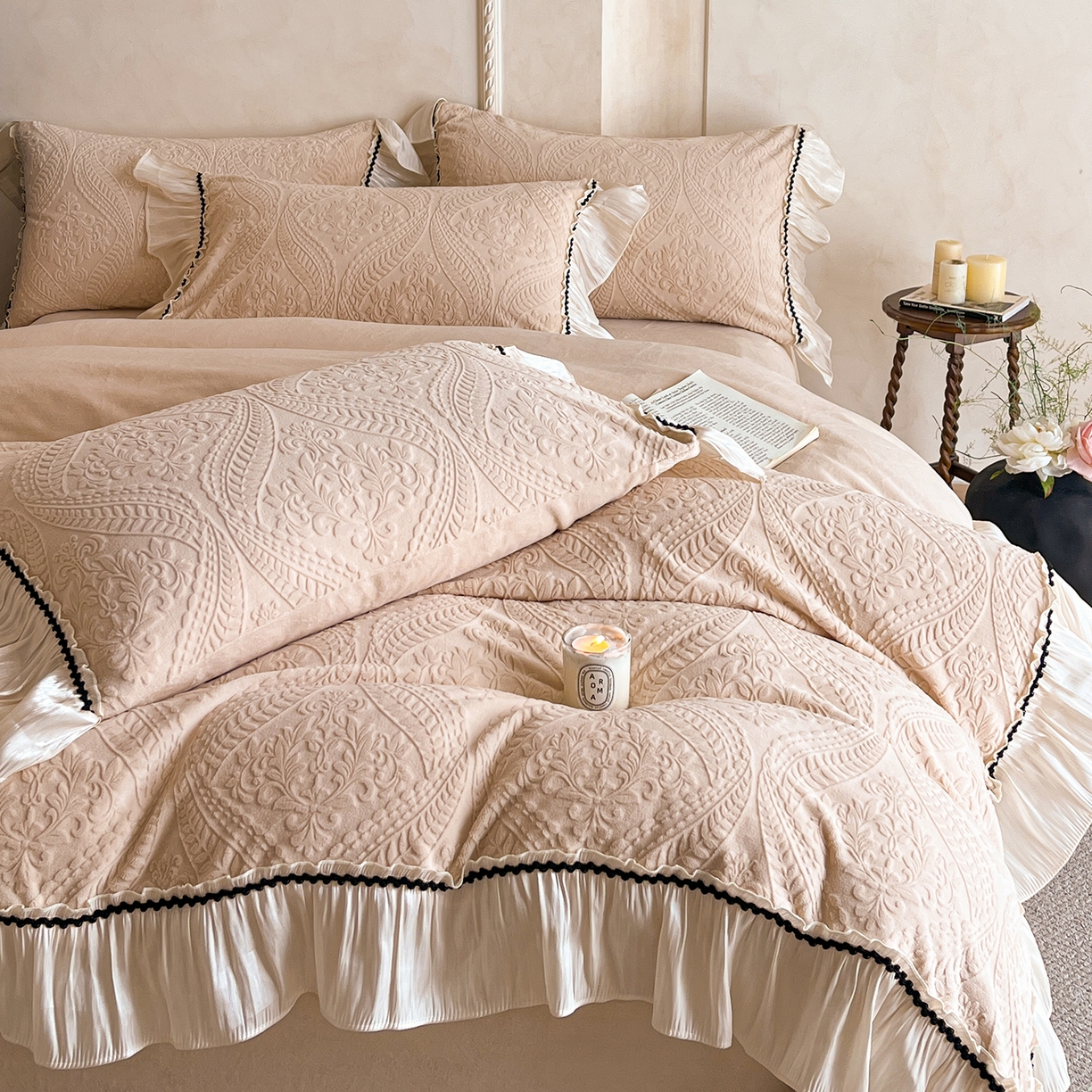 91家纺网 家纺一手货源 找家纺 慕木家纺 2025新款巴洛克花边牛奶绒剪花四件套 巴洛克-卡其