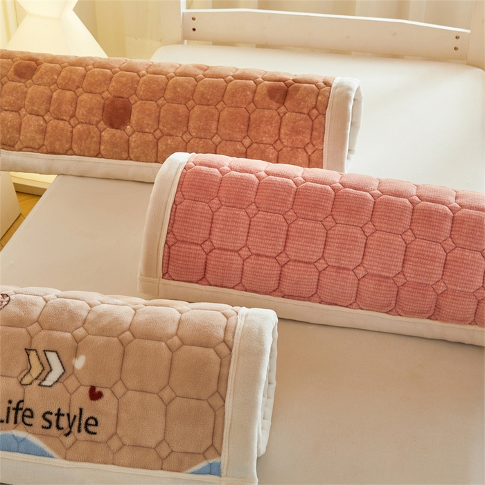 慕木家纺 2025新款学生床牛奶绒印花床垫床护垫 组合图仅供展示不可下单