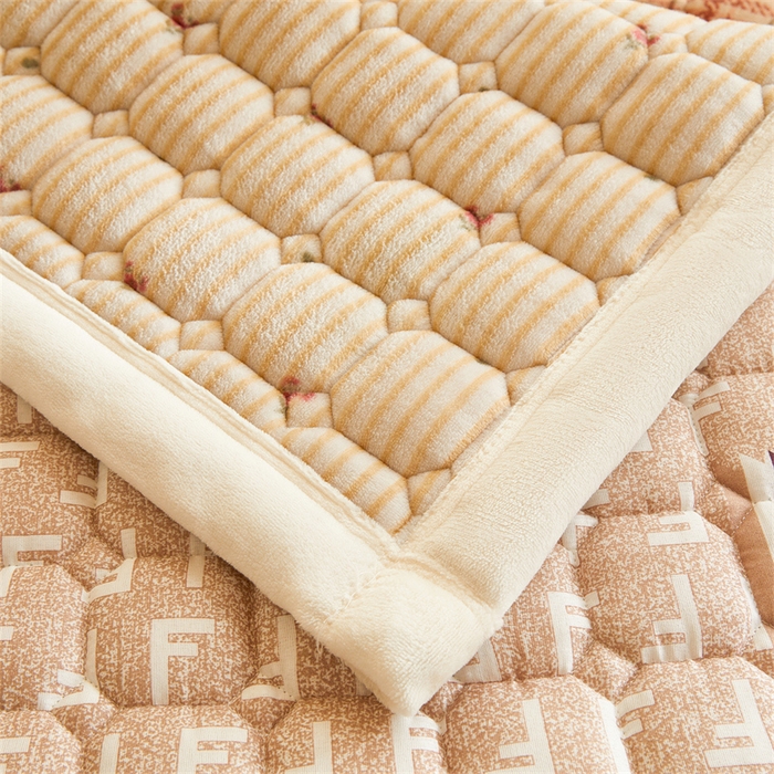 91家纺网 家纺一手货源 找家纺 慕木家纺 2025新款学生床牛奶绒印花床垫床护垫 床褥垫-杰米狗