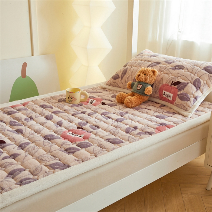 91家纺网 家纺一手货源 找家纺 慕木家纺 2025新款学生床牛奶绒印花床垫床护垫 床褥垫-伦伯特