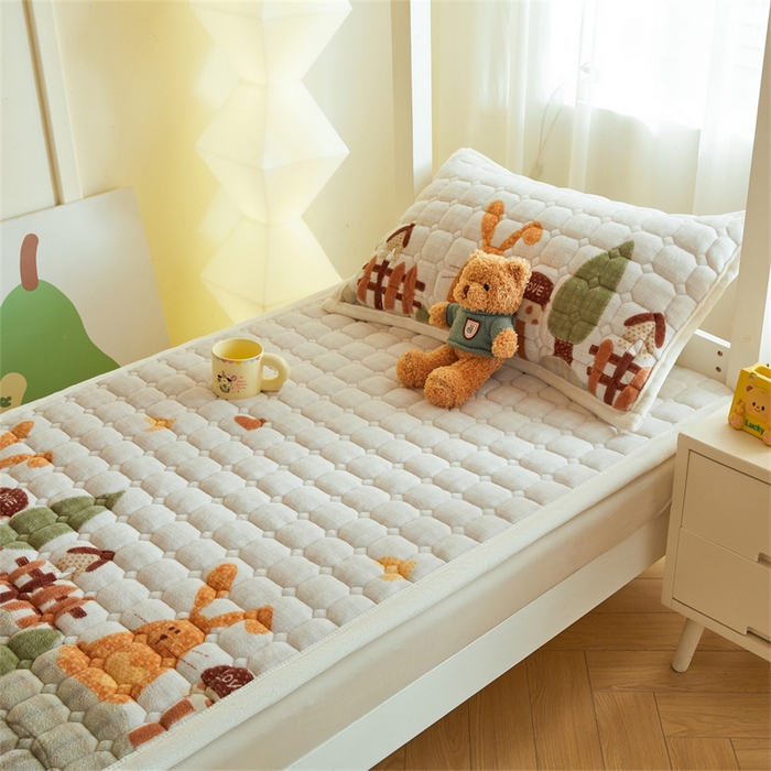 91家纺网 家纺一手货源 找家纺 （总）慕木家纺 2025新款学生床牛奶绒印花床垫床护垫