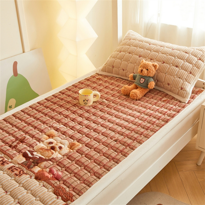 91家纺网 家纺一手货源 找家纺 慕木家纺 2025新款学生床牛奶绒印花床垫床护垫 床褥垫-杰米狗