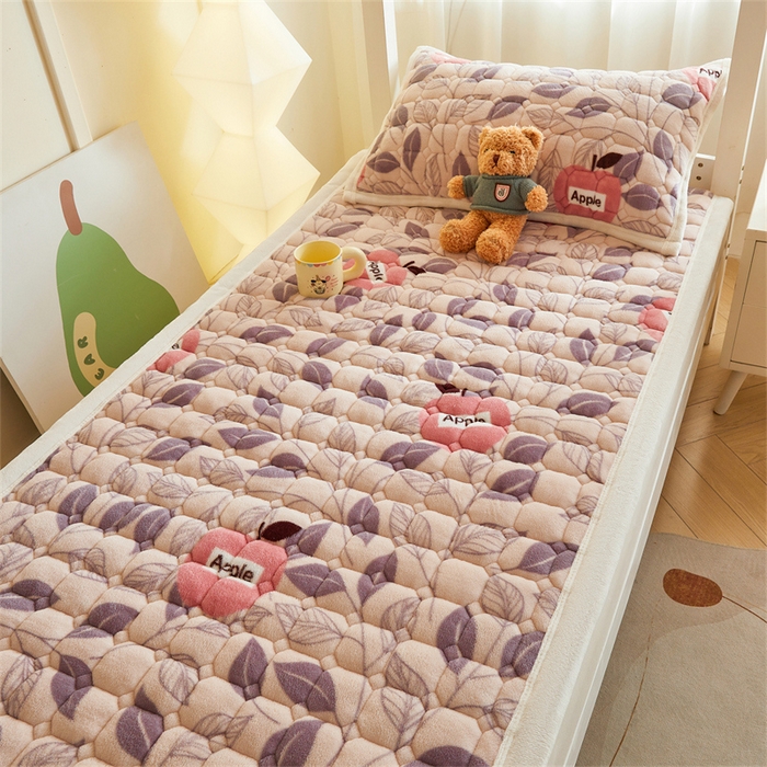 91家纺网 家纺一手货源 找家纺 慕木家纺 2025新款学生床牛奶绒印花床垫床护垫 床褥垫-伦伯特