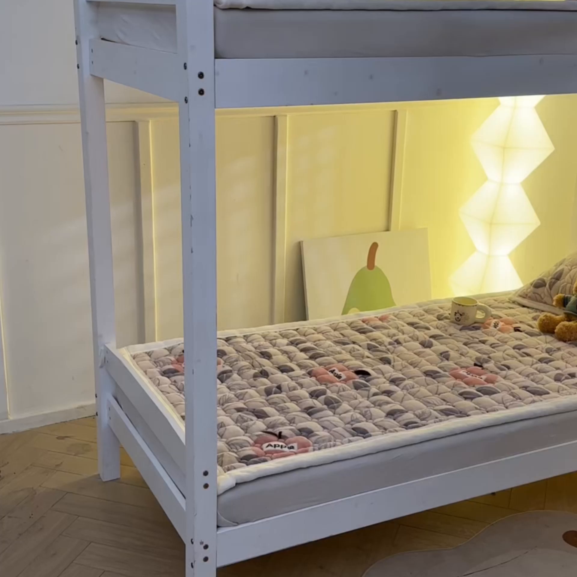 91家纺网 家纺一手货源 找家纺 慕木家纺 2025新款学生床牛奶绒印花床垫床护垫 床褥垫-伦伯特