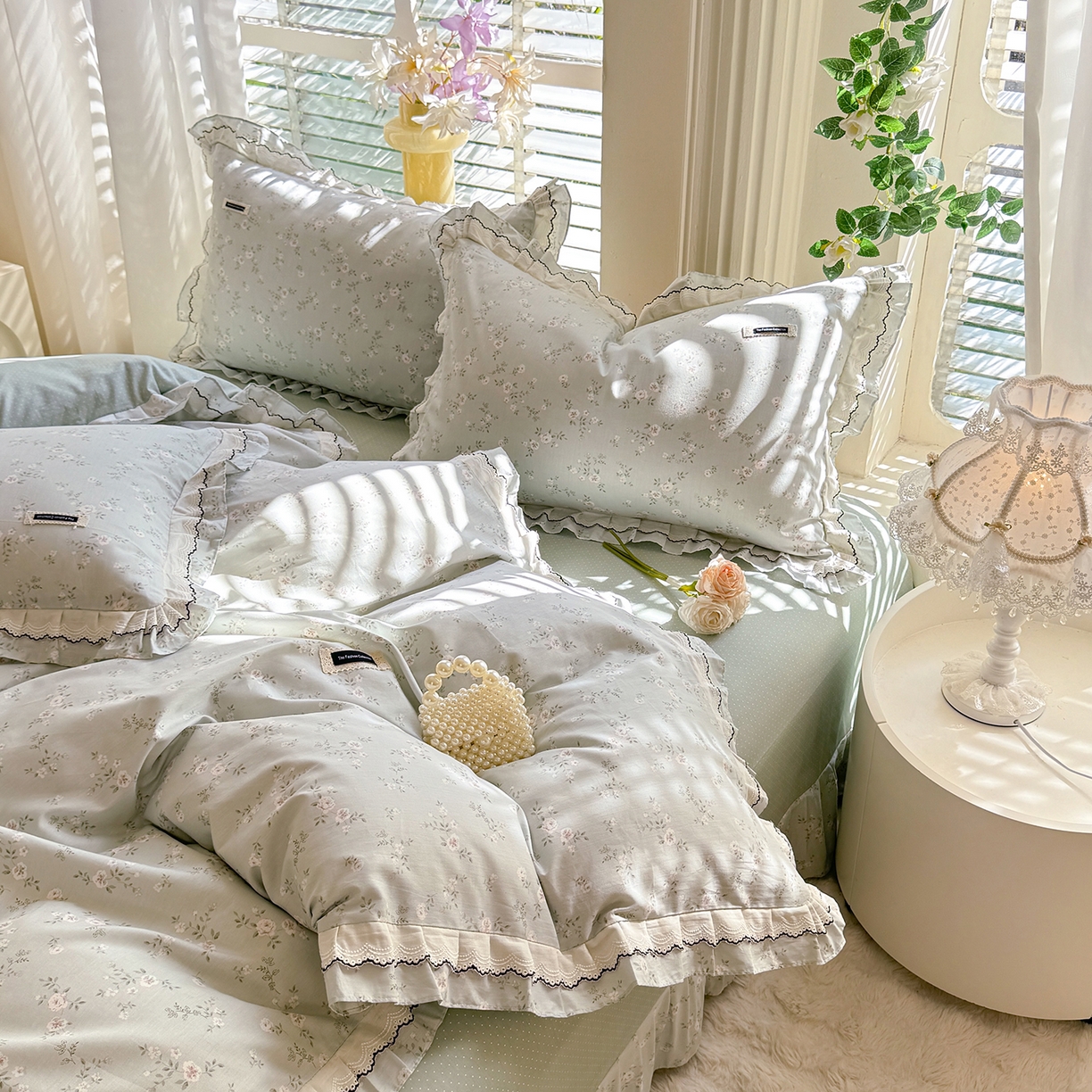 91家纺网 家纺一手货源 找家纺 （总）艾唯希家纺 2025新款全棉双层花边四件套纯棉小碎花10个花型-花边系列