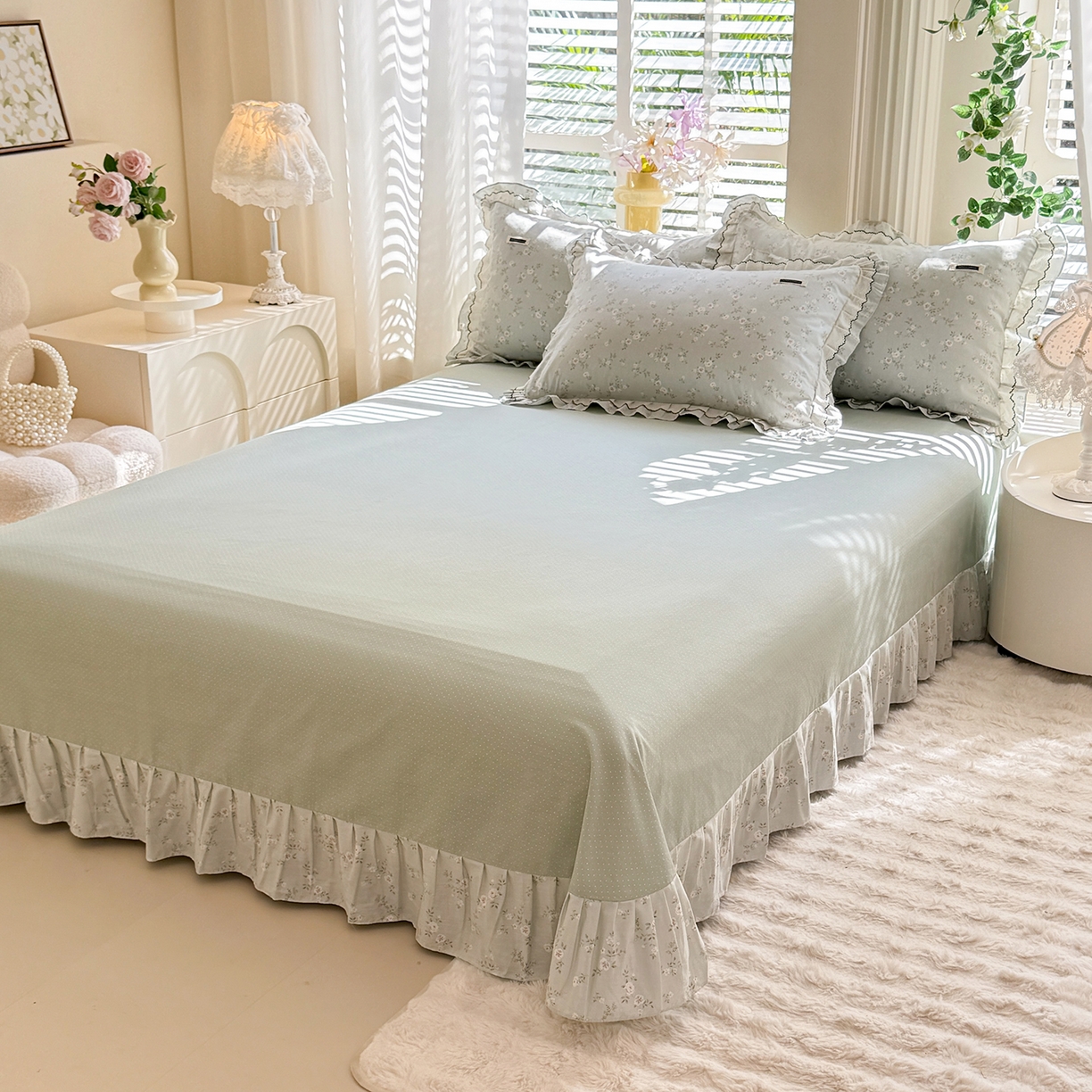 91家纺网 家纺一手货源 找家纺 艾唯希家纺 2025新款全棉双层花边四件套纯棉小碎花10个花型-花边系列 奶芙蓉-绿