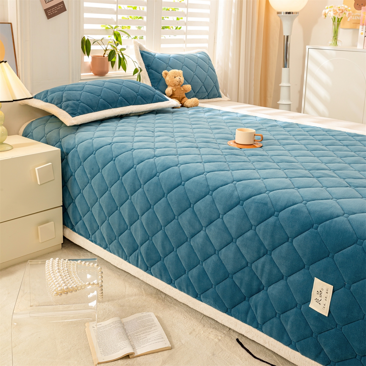 91家纺网 家纺一手货源 找家纺 慕木家纺 2025新款大床款牛奶绒印花床褥垫系列 床褥垫-景泰蓝