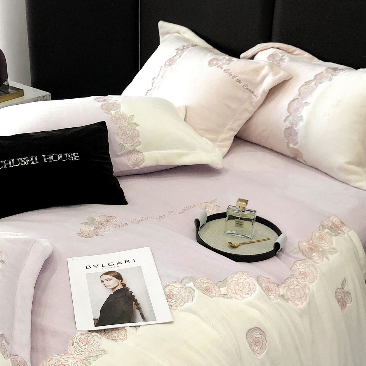 91家纺网 家纺一手货源 找家纺 （总）初拾 2025新款230g牛奶绒“花卉” 四件套-暖冬甜心