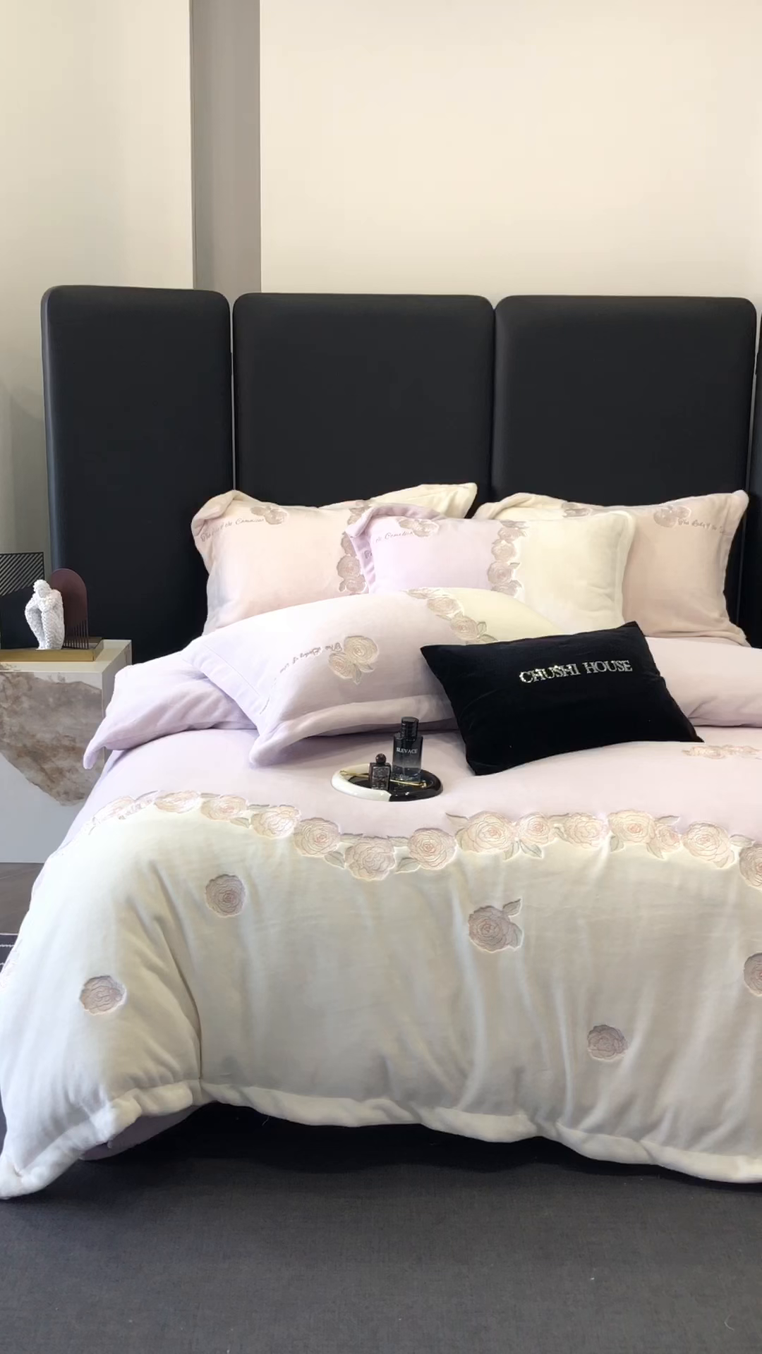 91家纺网 家纺一手货源 找家纺 （总）初拾 2025新款230g牛奶绒“花卉” 四件套-暖冬甜心