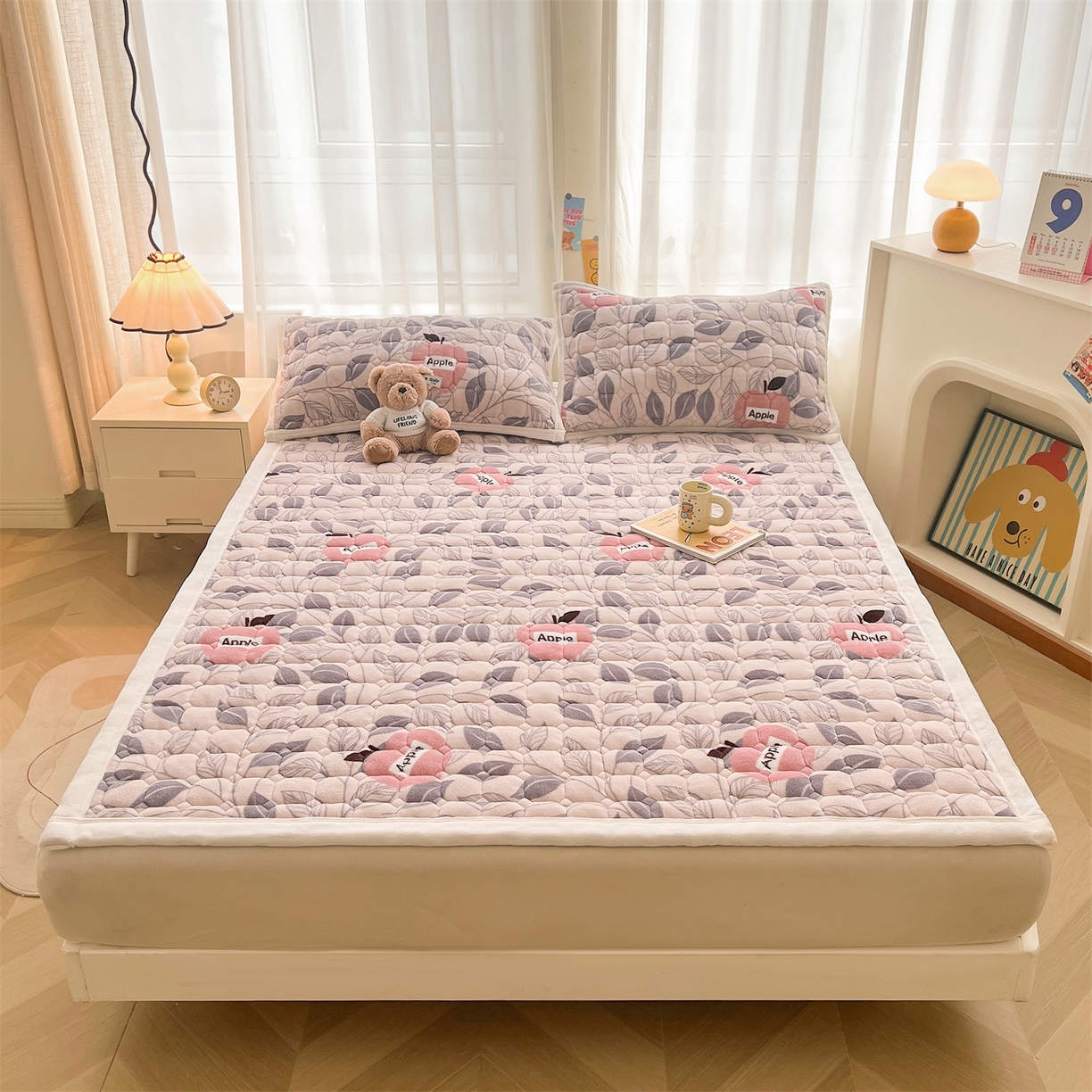 91家纺网 家纺一手货源 找家纺 慕木家纺 2025新款大床款牛奶绒印花床褥垫系列 床褥垫-伦伯特