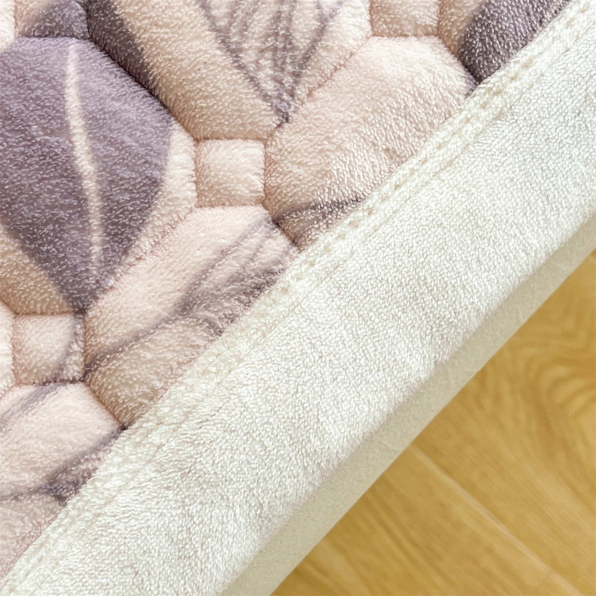 91家纺网 家纺一手货源 找家纺 慕木家纺 2025新款大床款牛奶绒印花床褥垫系列 床褥垫-伦伯特