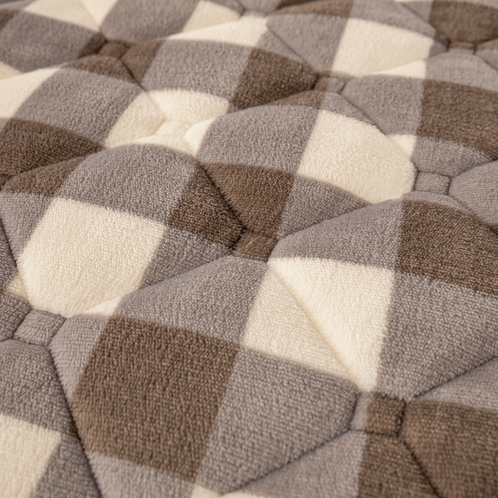 91家纺网 家纺一手货源 找家纺 慕木家纺 2025新款大床款牛奶绒印花床褥垫系列 床褥垫-灰大格