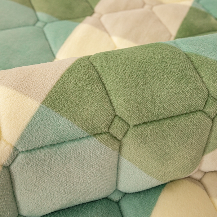 91家纺网 家纺一手货源 找家纺 慕木家纺 2025新款大床款牛奶绒印花床褥垫系列 床褥垫-绿大格