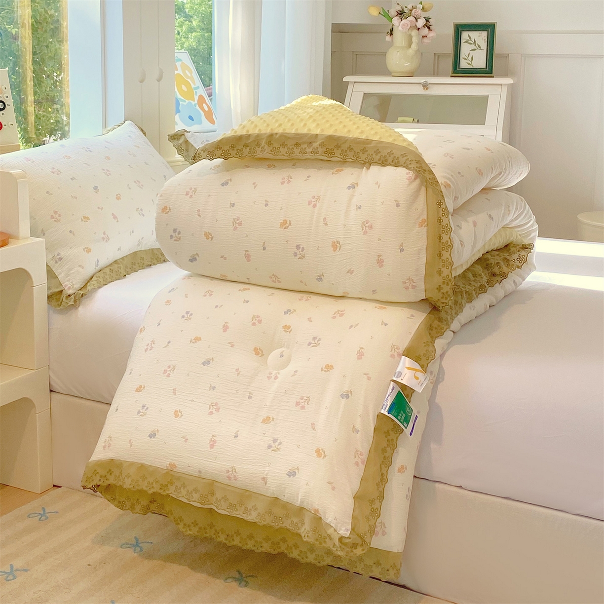 91家纺网 家纺一手货源 找家纺 宝士康家纺 2025新品豆豆绒小花边印花被子被芯冬被/秋冬被/被芯/跨境外贸 郁香栀语