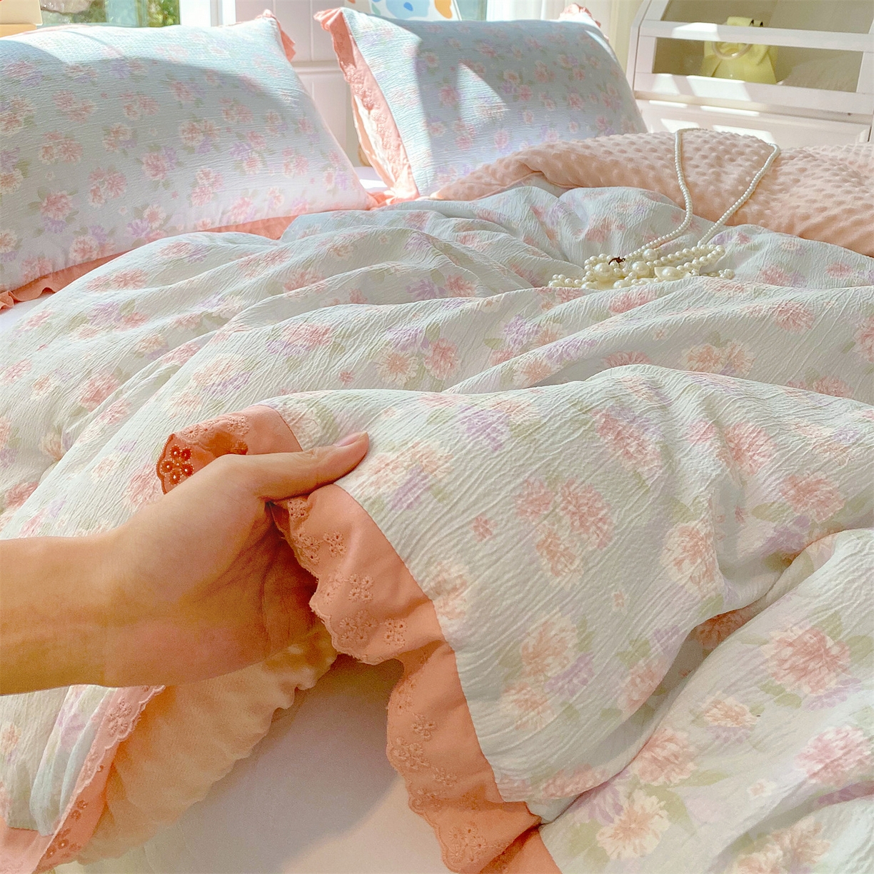 91家纺网 家纺一手货源 找家纺 宝士康家纺 2025新品豆豆绒小花边印花被子被芯冬被/秋冬被/被芯/跨境外贸 查里