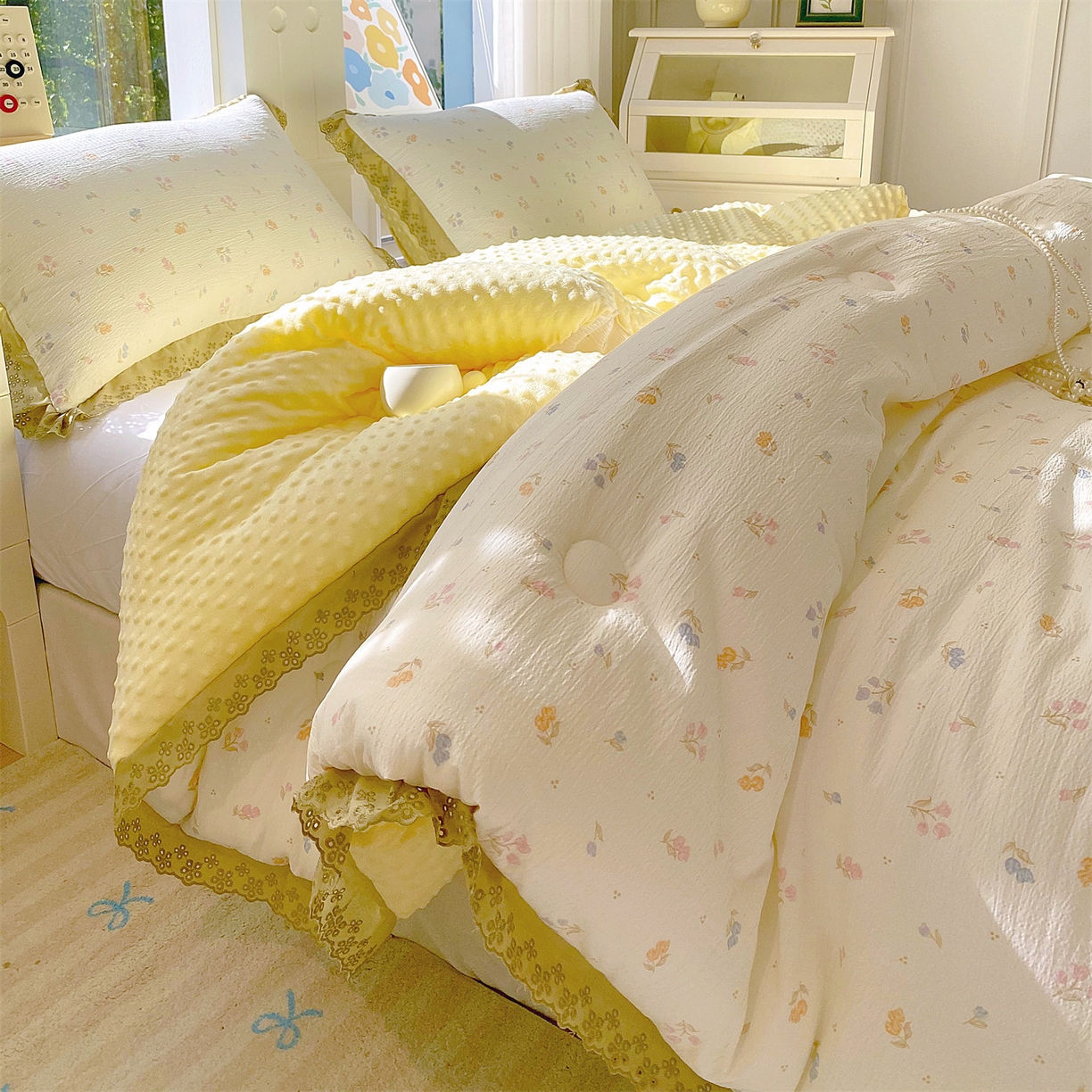 宝士康家纺 2025新品豆豆绒小花边印花被子被芯冬被/秋冬被/被芯/跨境外贸 郁香栀语