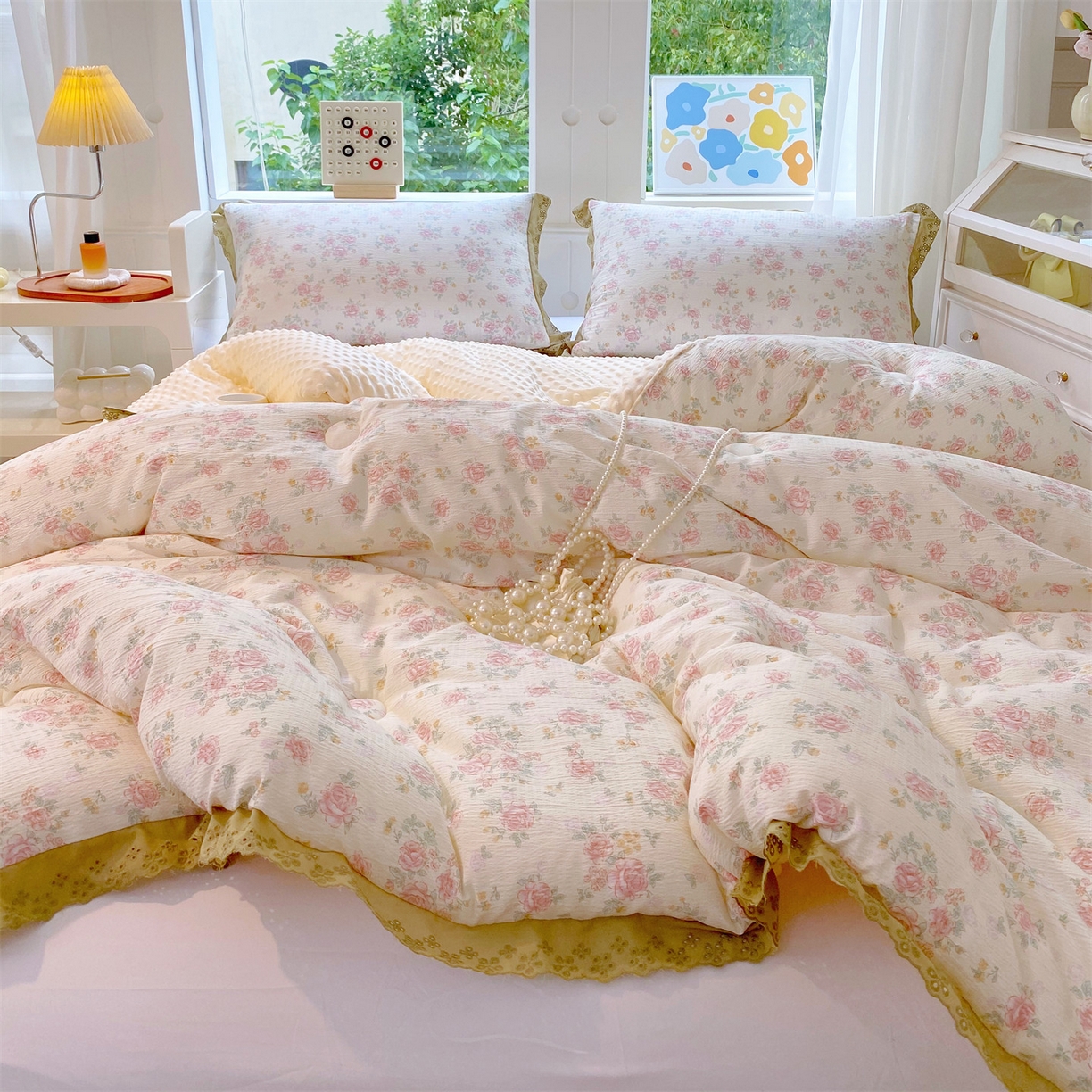 91家纺网 家纺一手货源 找家纺 宝士康家纺 2025新品豆豆绒小花边印花被子被芯冬被/秋冬被/被芯/跨境外贸 温柔乡